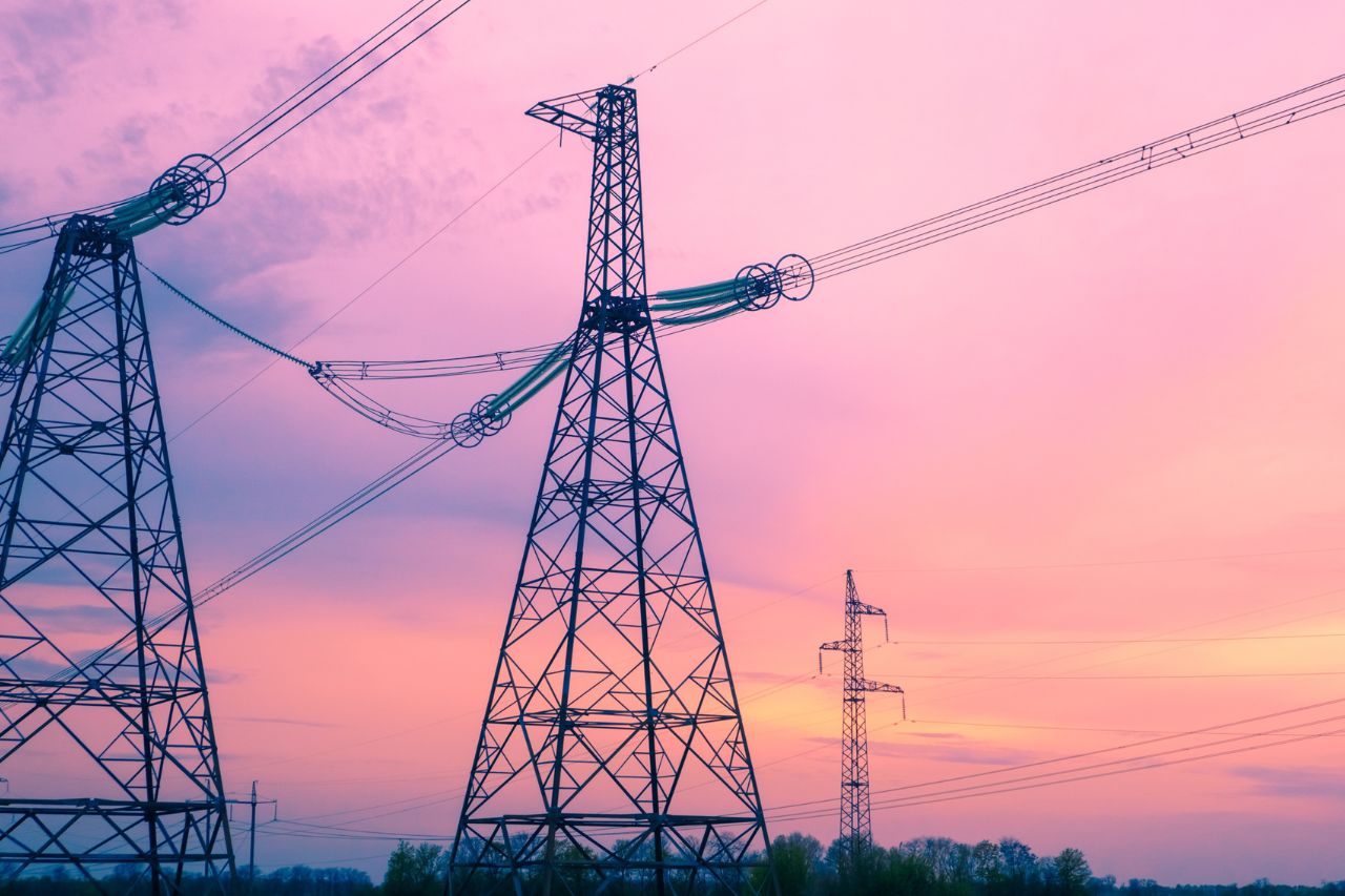 La crisis eléctrica en Honduras: ¿Por qué hay tantos cortes si no hay déficit regional?