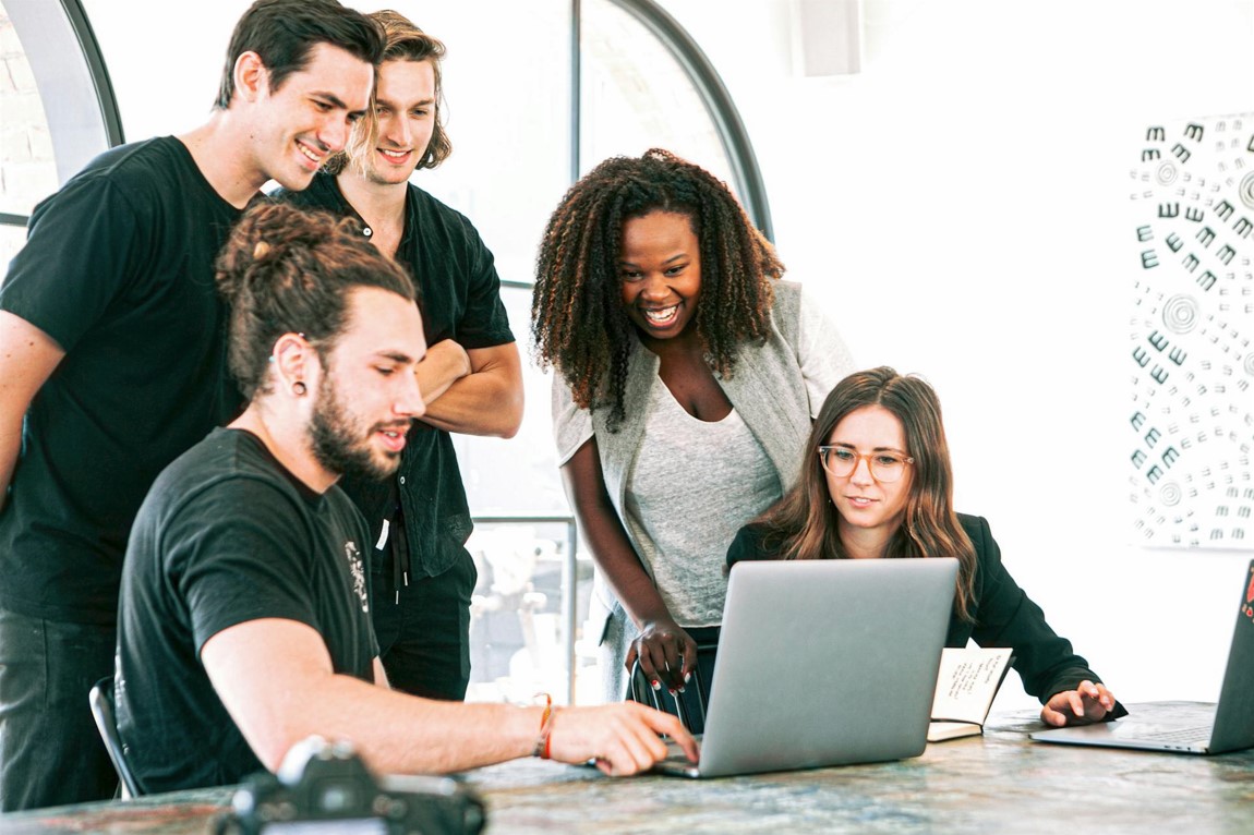 Simplifica tus transacciones en Colombia con la ayuda de AK Digital